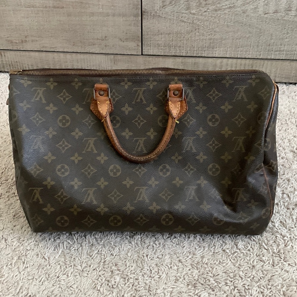 Louis Vuitton speedy 40